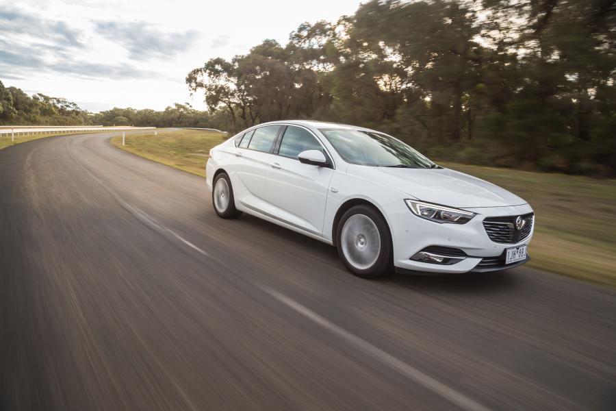  Holden Commodore (NG) 2018 года  (фото 15 из 30)